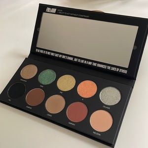 Uoma Black Magic Color Palette